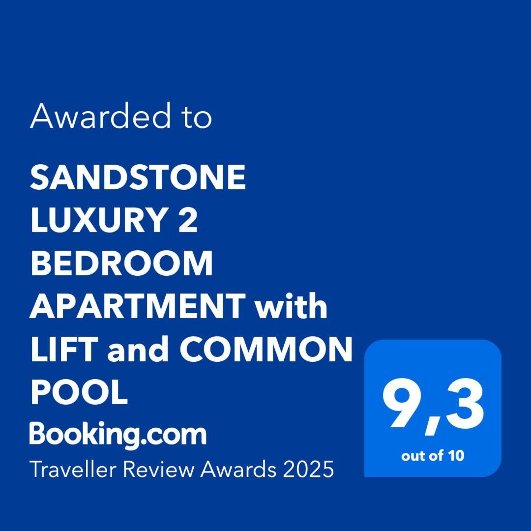 Sandstone Luxury 2 Bedroom Apartment With Lift And Common Pool Flic en Flac ภายนอก รูปภาพ